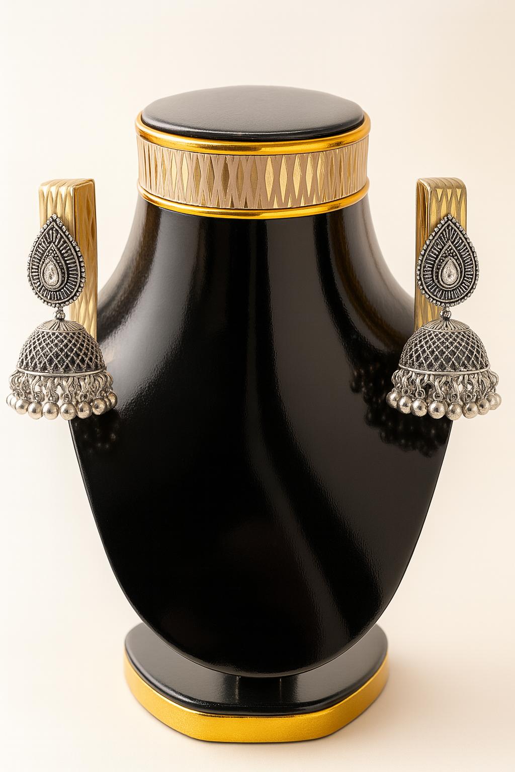 Retro Ethnic Classic Silver Color Small Bag Shaped Drop Earrings Women’s Pendant Exaggerated Bell Tassel Earrings